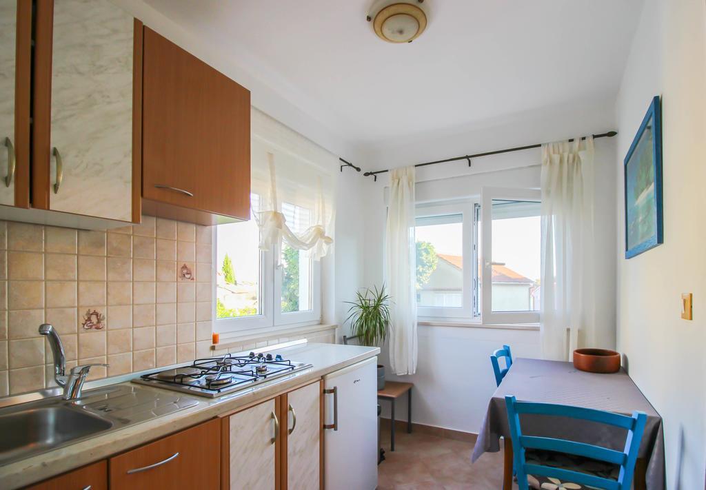 Apartments Mirta Rovinj Bilik gambar